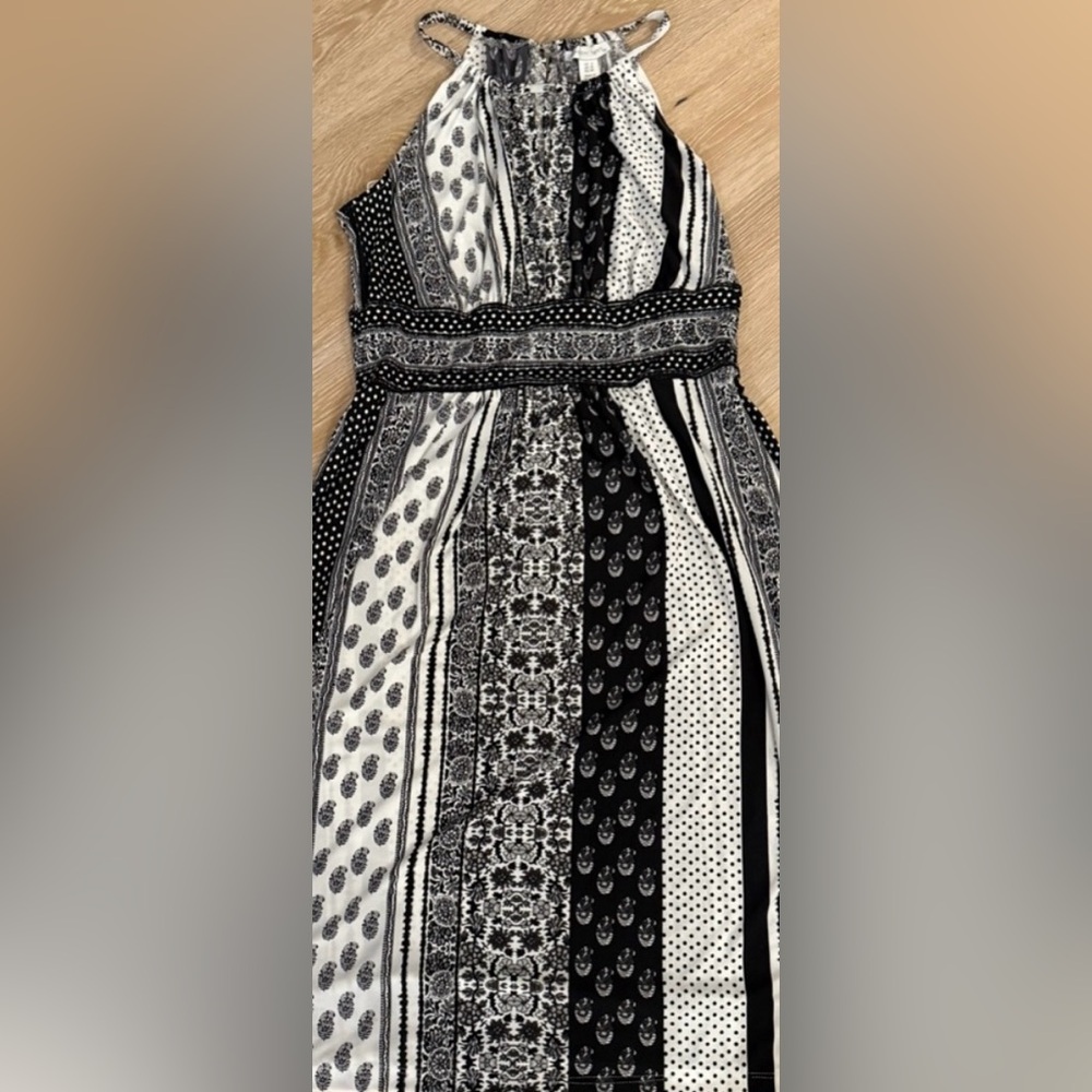 London Times Soft, Flowy B&W Vertical Stripes -Multi Patterns Vintage Dress.Sz 6